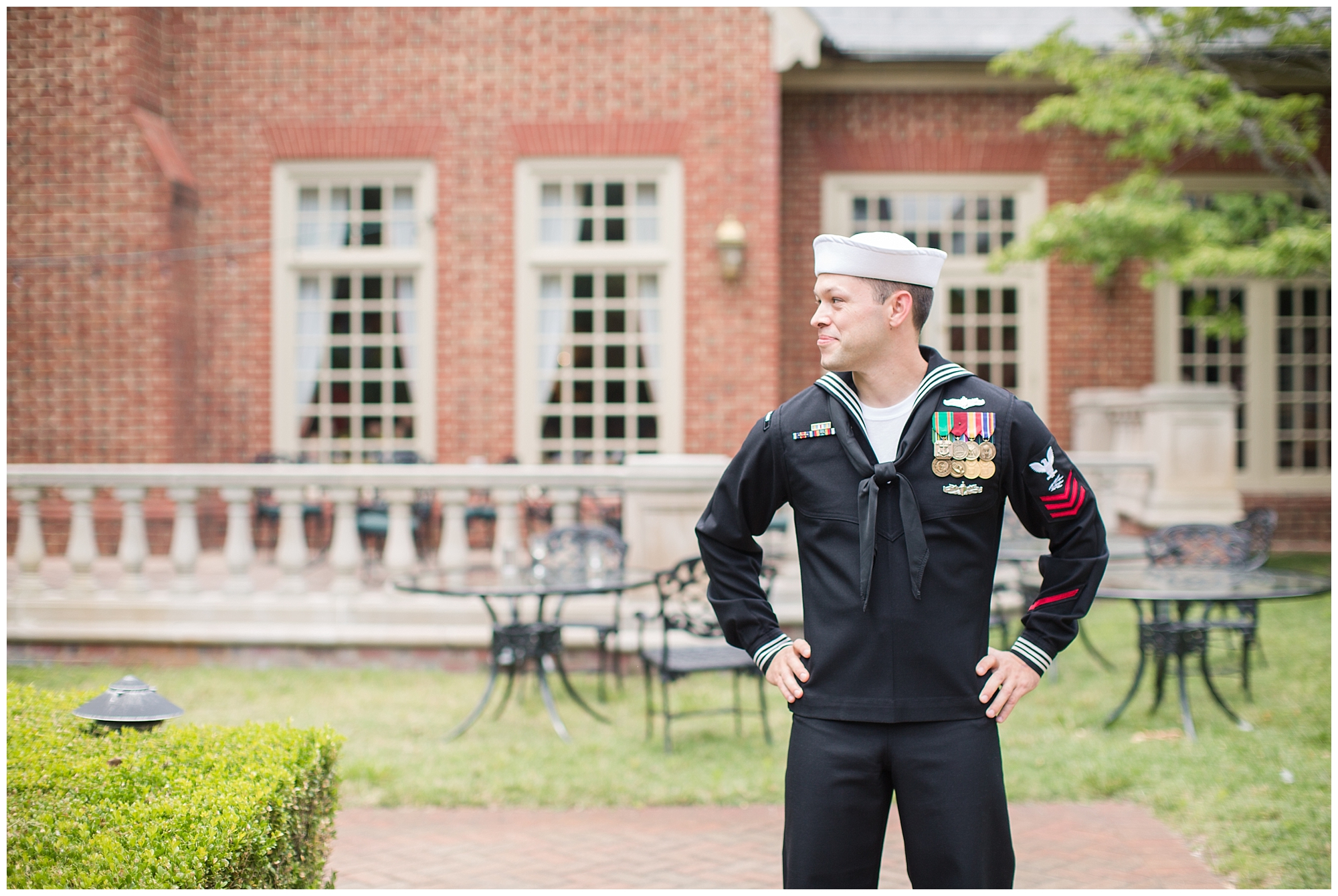 groom in Navy uniform