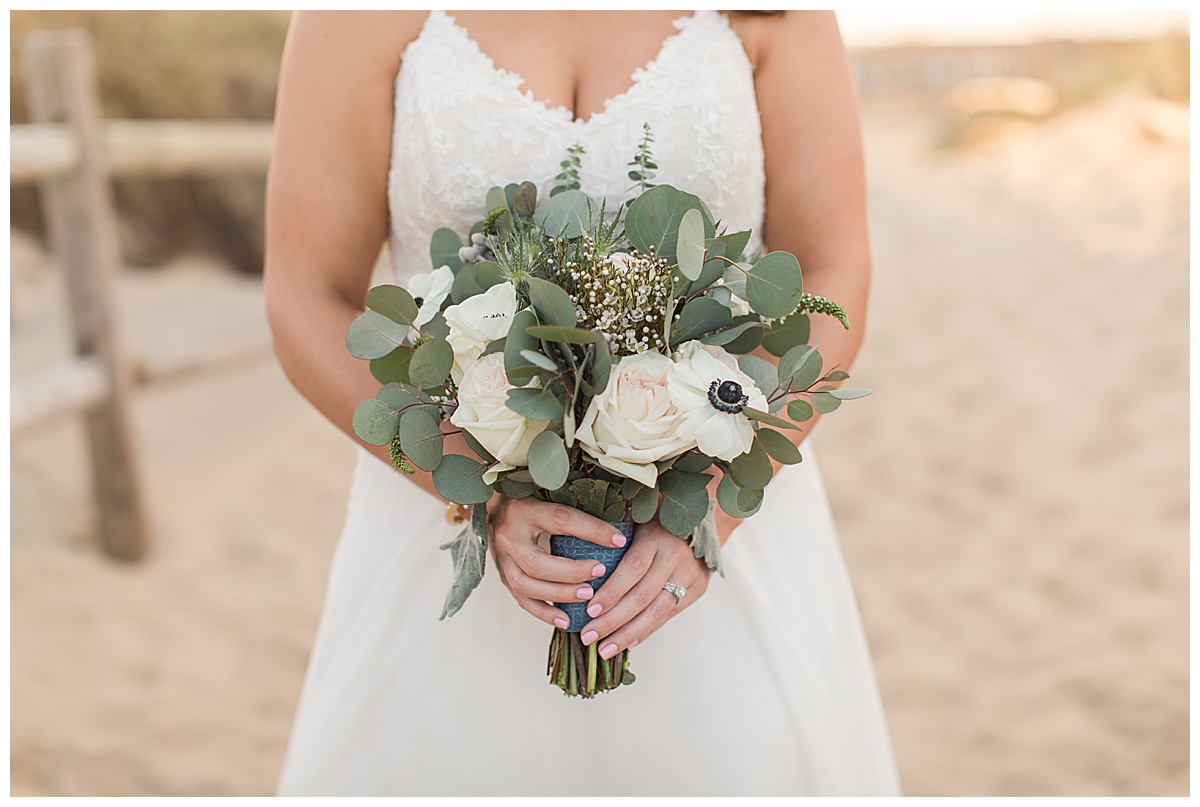 beach wedding flowers